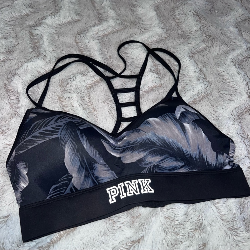 Victoria’s Secret PINK sports bra w/ ladder back and adjustable back closure med